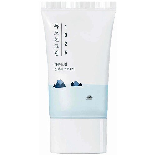 Солнцезащитный крем для проблемной кожи с морской водой Round Lab 1025 Dokdo Sunscreen SPF50+ PA++++ 