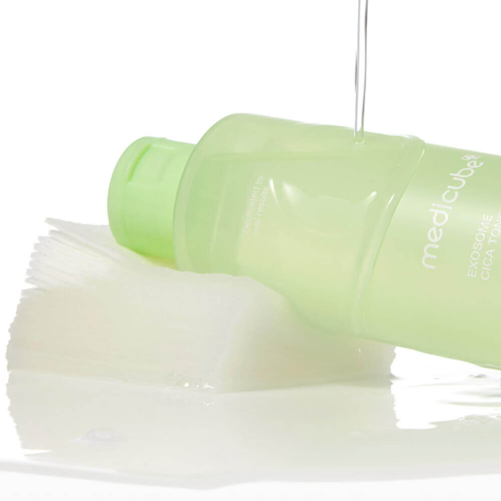Успокаивающий тоник с центеллой medicube Exosome Cica Toner