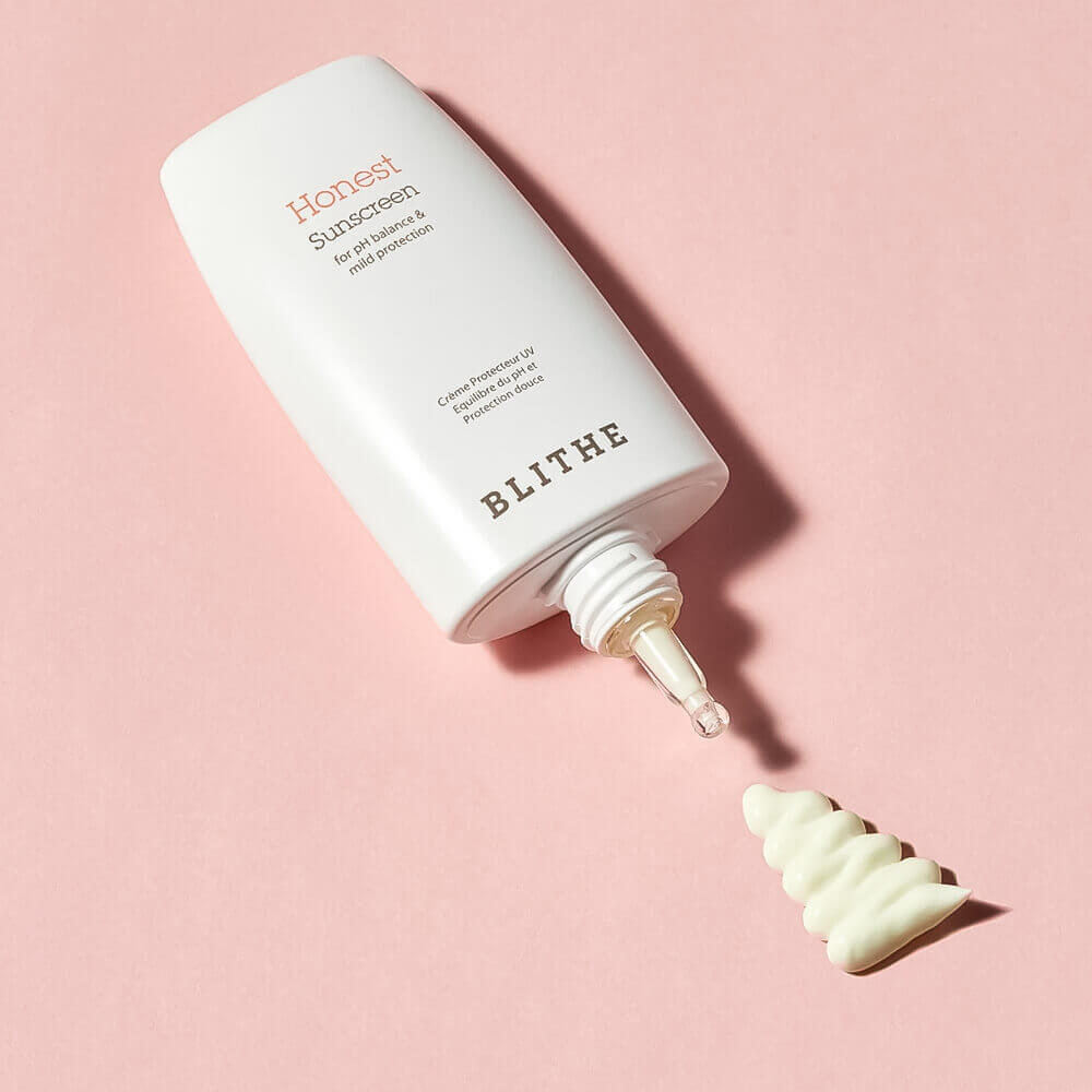 Солнцезащитный крем на химических фильтрах Blithe UV Protector Honest Sunscreen SPF50+ PA++++