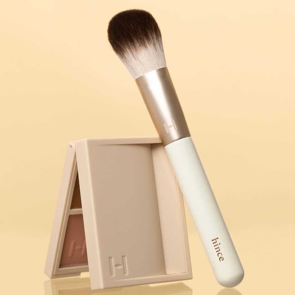 Кисть для румян hince Cheek Brush