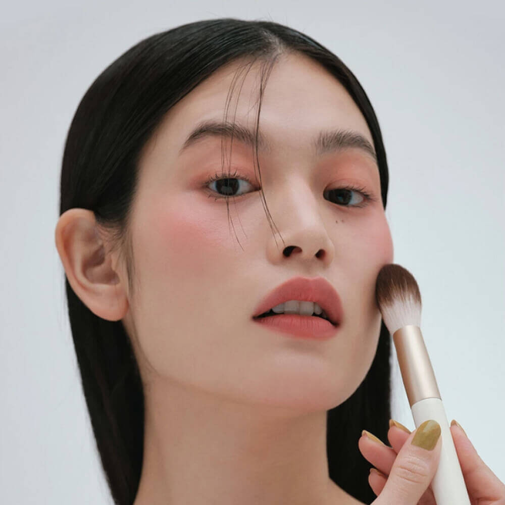 Кисть для румян hince Cheek Brush